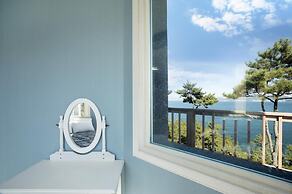 Yeosu Badawadeungdae Pension