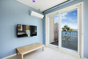 Yeosu Badawadeungdae Pension
