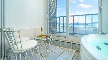 Yeosu Yegreena Pension