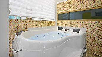 Gyeongju Green Valley Spa Pension