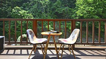 Gyeongju Green Valley Spa Pension