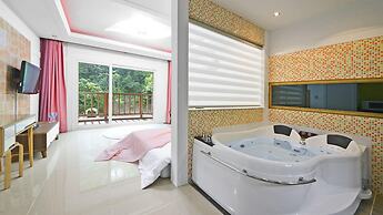 Gyeongju Green Valley Spa Pension