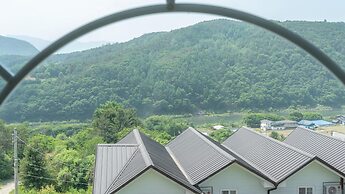 Hongcheon On The Hill Pension