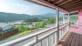 Hongcheon On The Hill Pension