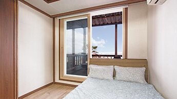 Namhae Mongdol Beach Pension