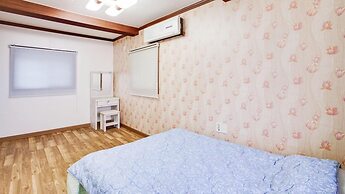 Namhae Mongdol Beach Pension