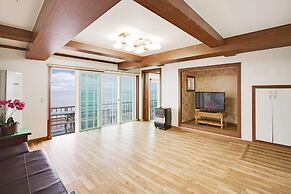 Namhae Mongdol Beach Pension