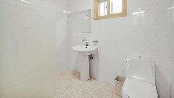 Namhae Mongdol Beach Pension