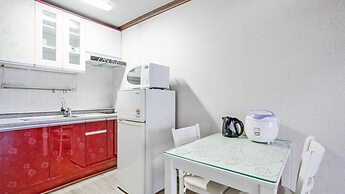 Namhae Mongdol Beach Pension