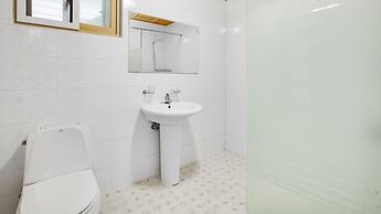 Namhae Mongdol Beach Pension