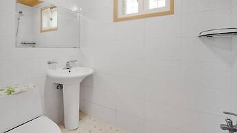 Namhae Mongdol Beach Pension