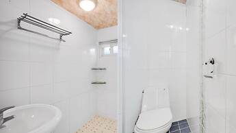 Namhae Mongdol Beach Pension