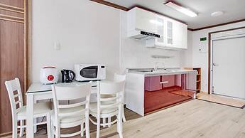 Namhae Mongdol Beach Pension