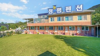 Gapyoeng New Cheongpyeong Pension