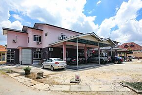 OYO 90274 Wadi Isfa Inn