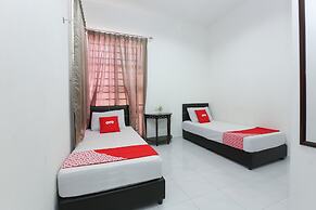 OYO 90274 Wadi Isfa Inn