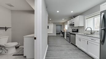 Stylish 3BR 3BA Colonial House by Cozysuites