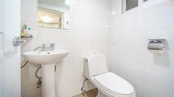 Namhae Dalddenuenbada Pension