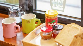 Namhae Dalddenuenbada Pension