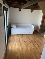 Cedar 1-bed House With Stunning Views