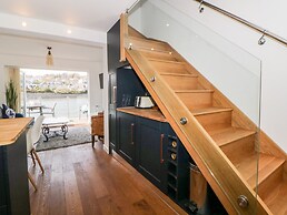 2 Beach Cottage
