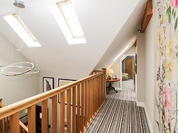 Innisfallen House