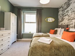 Castlewood Cottage