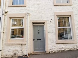 Castlewood Cottage