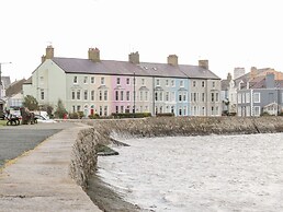 3 Parc Delfryn