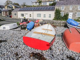 3 Parc Delfryn