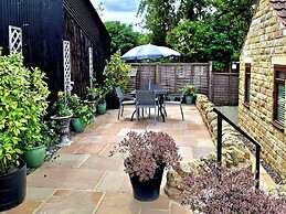 Farm Yard Cottage