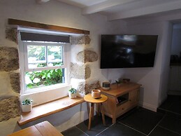 Trenwith Bridge Cottage