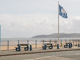 7 Parc Delfryn