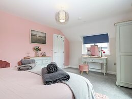 7 Parc Delfryn