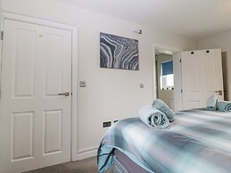 7 Parc Delfryn