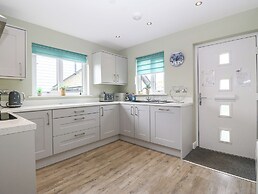 7 Parc Delfryn