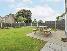 7 Parc Delfryn