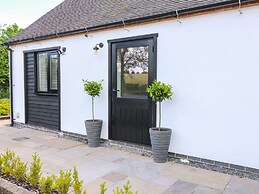 The Den, Bank Top Farm