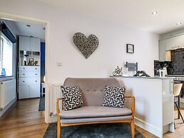 The Den, Bank Top Farm