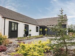 The Den, Bank Top Farm