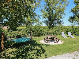 The Den, Bank Top Farm