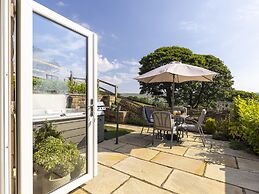 Walton House Cottage