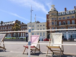 Royal Quarters