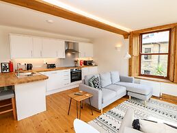 2 Chews Cottage