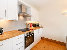 2 Chews Cottage