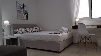 Errathens Sky Apartment