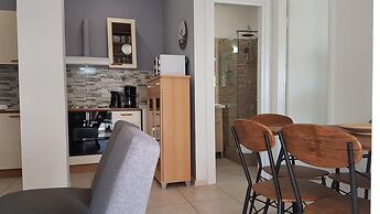 Errathens Sky Apartment