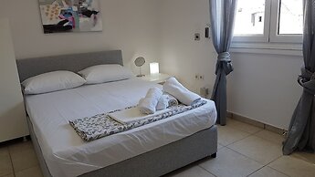 Errathens Sky Apartment