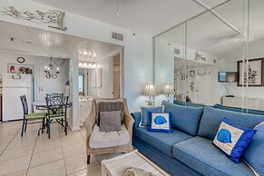 Royal Gulf Beach & Racquet Club 5802 Condo by RedAwning