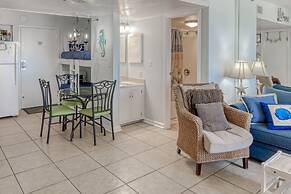 Royal Gulf Beach & Racquet Club 5802 Condo by RedAwning